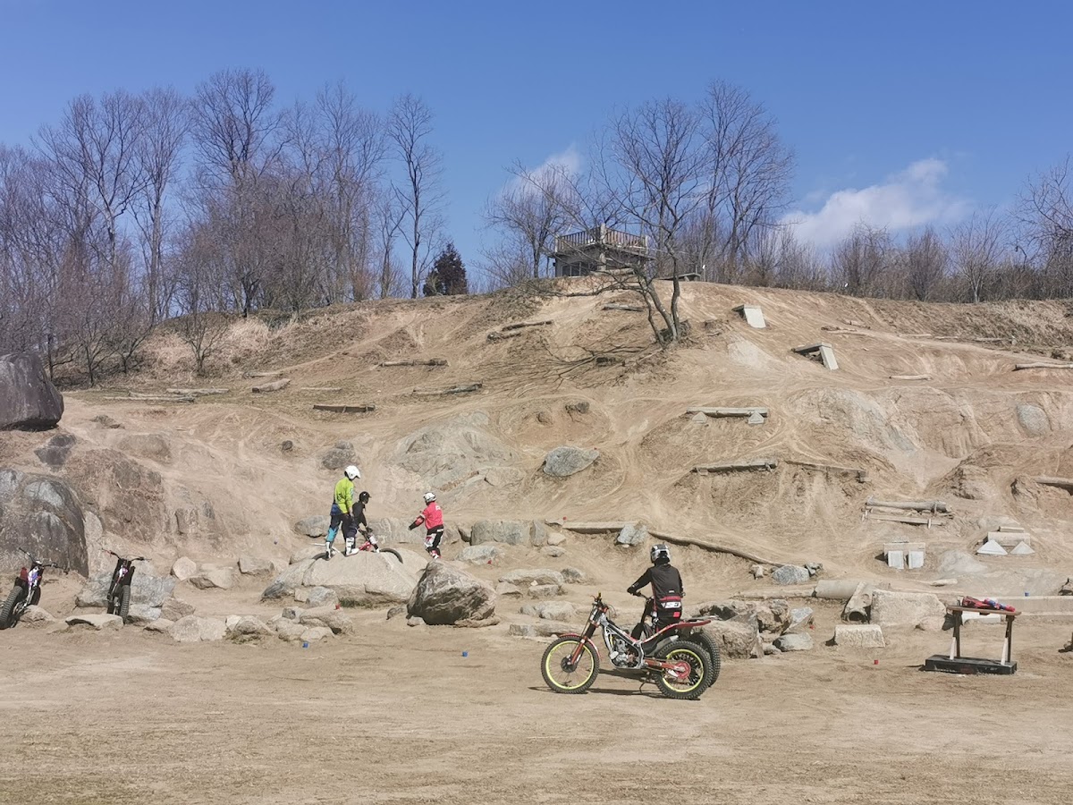 明治トライアルパーク